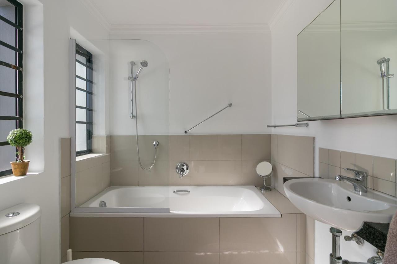 Blue Moon Apartments 나이스나 외부 사진